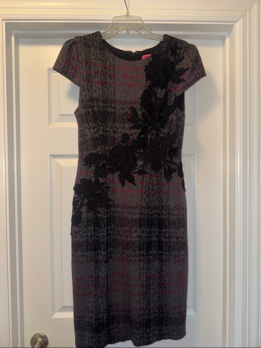 Betsy Johnson Women's Gray & Black Plaid Sheath Dress with Floral Applique